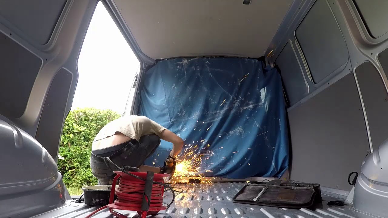 VW T5.1 Transporter bulkhead removal time lapse