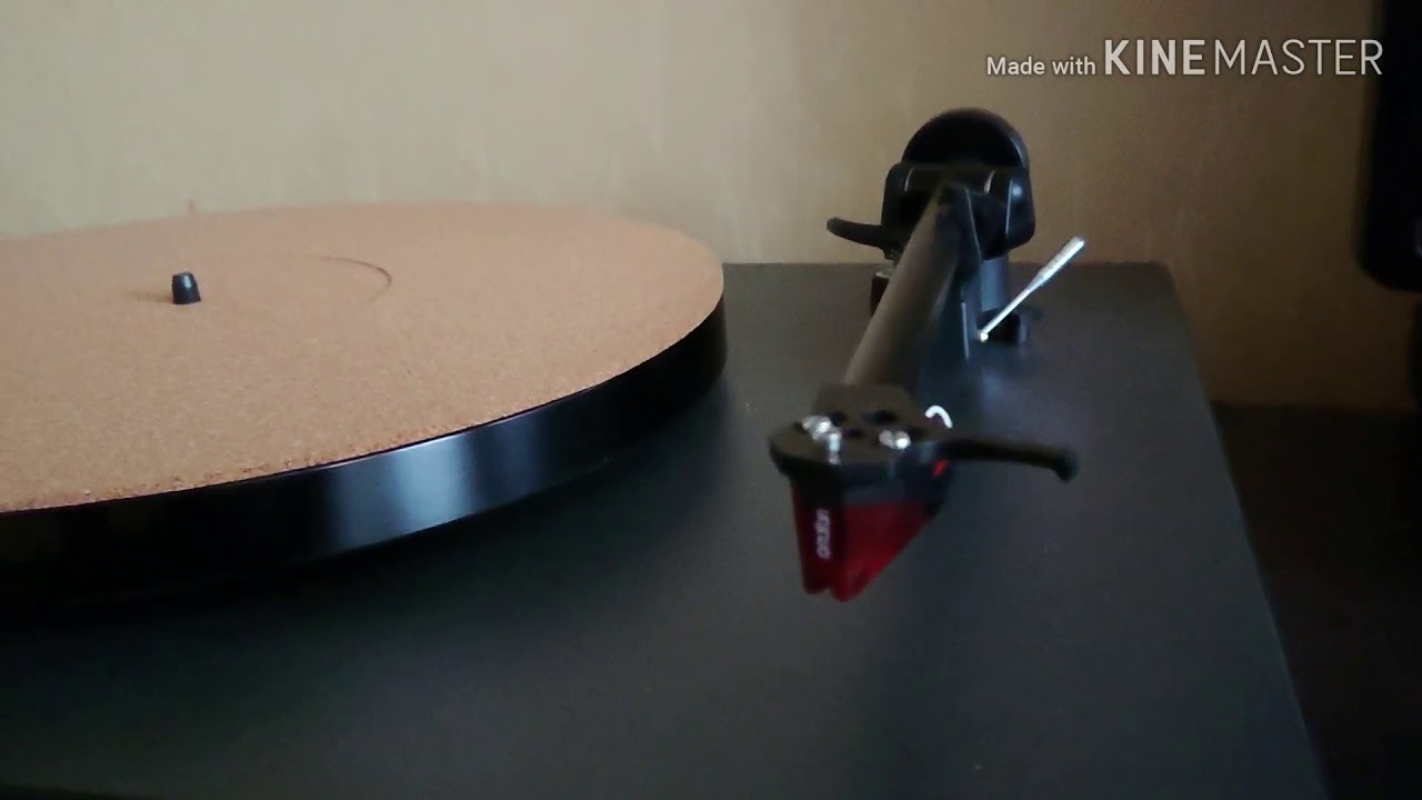 Rega RP1 Ortofon Red