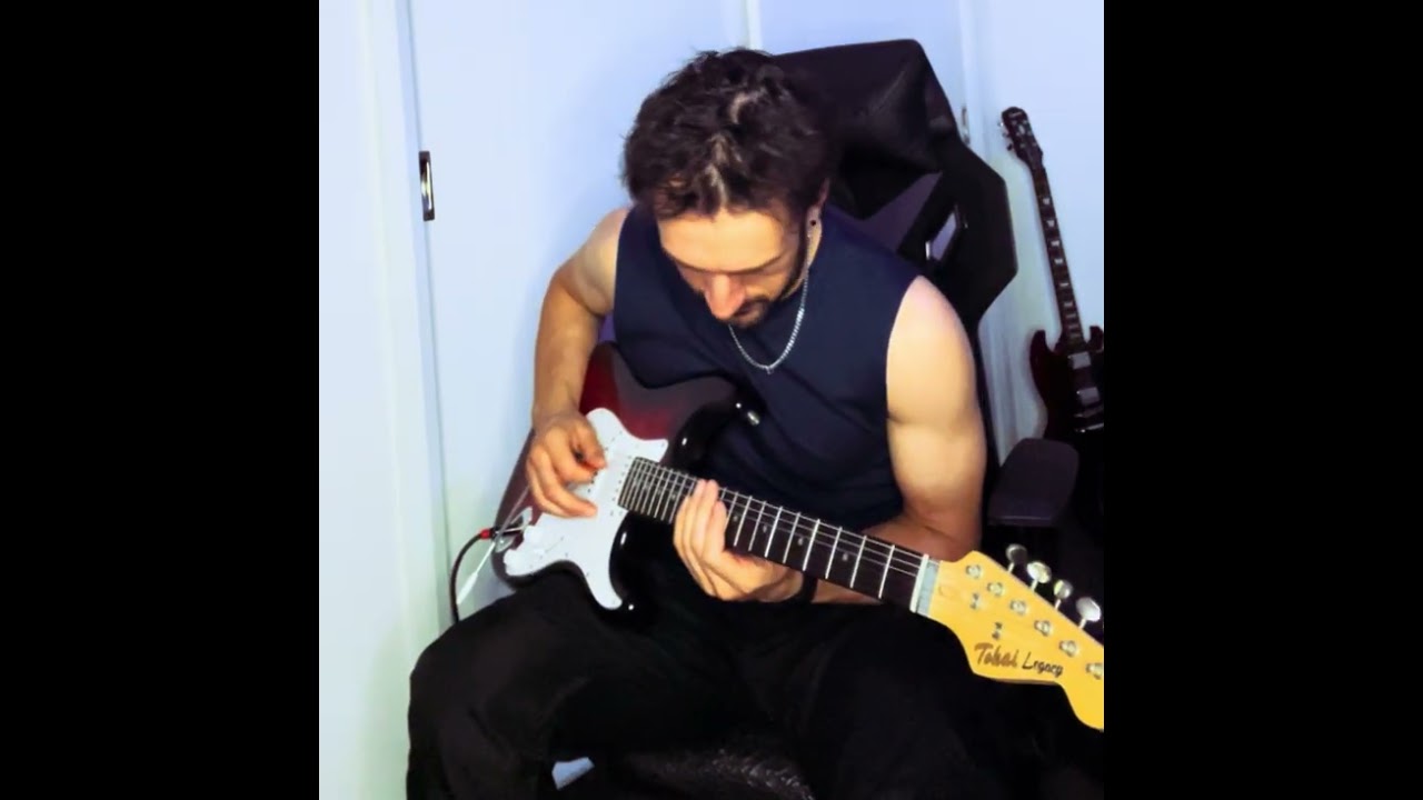 Jubel with Guitar 