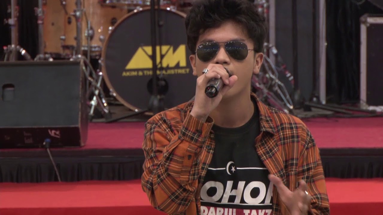 Haqiem Rusli - Tergantung Sepi @ Pentas Best FM bersama MBJB 2017