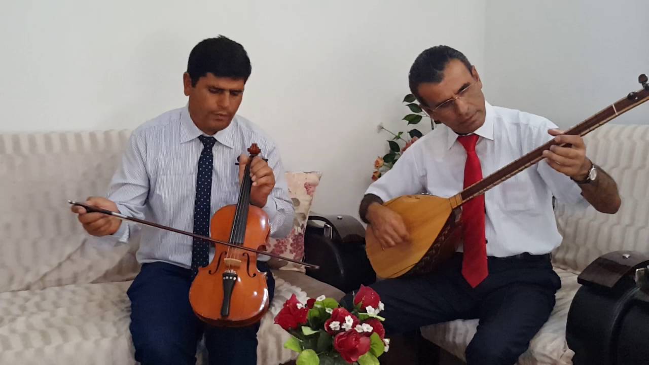 AŞIK BAYRAM AŞIK TURAN:Keman la saz nede güzel uyum sağlamış.