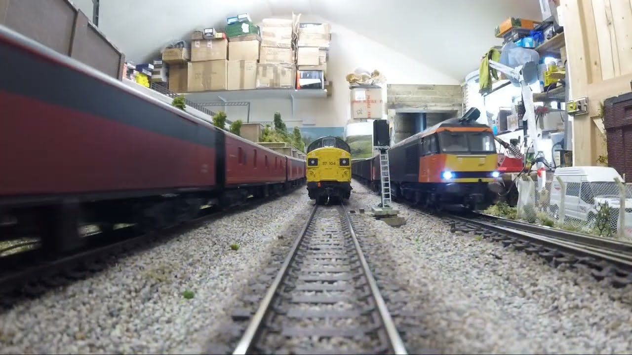 (Traincam 2A) A driver's eye view of the upper and lower circuits on Valebridge Model Railway.
