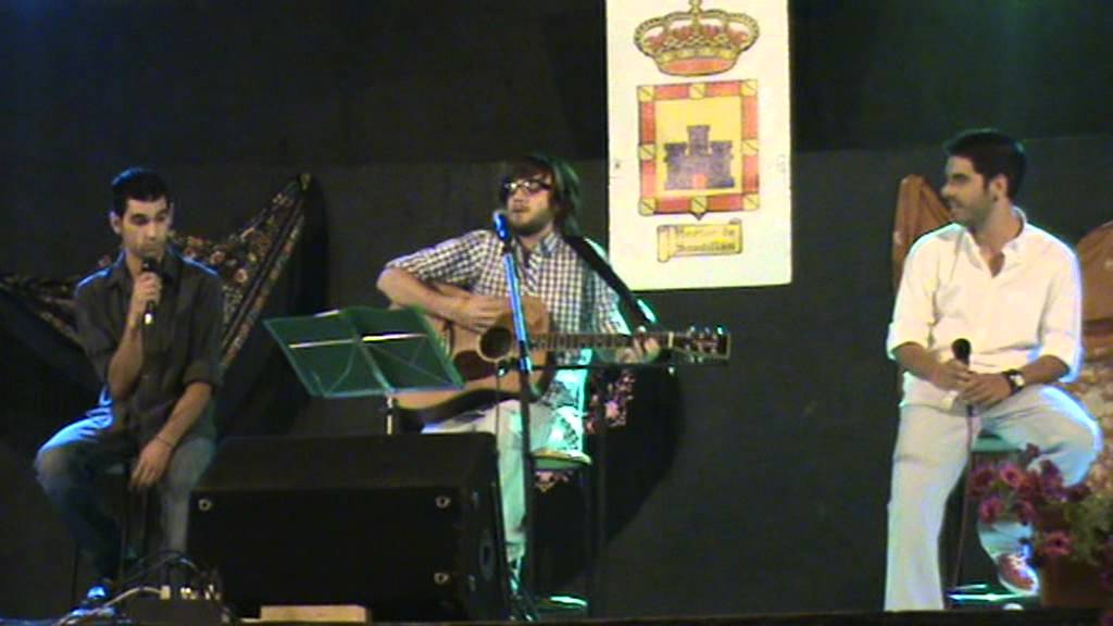 Huétor Santillán. Fiestas 2012. Actuación artistas locales: Marcos, Carlos y Ismael