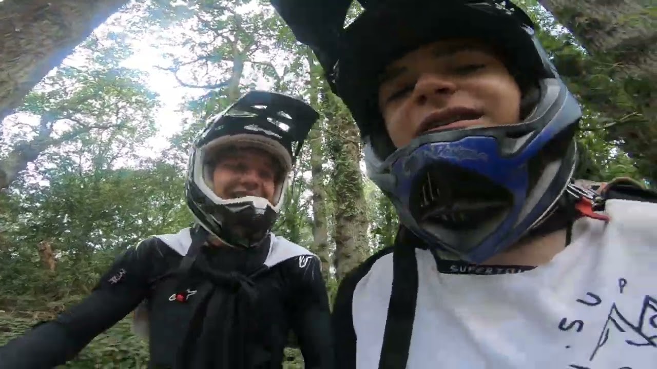 2023 DH #4 Jugon Les Lacs, Coupe de Bretagne, le Vlog des jeunes Pilotes