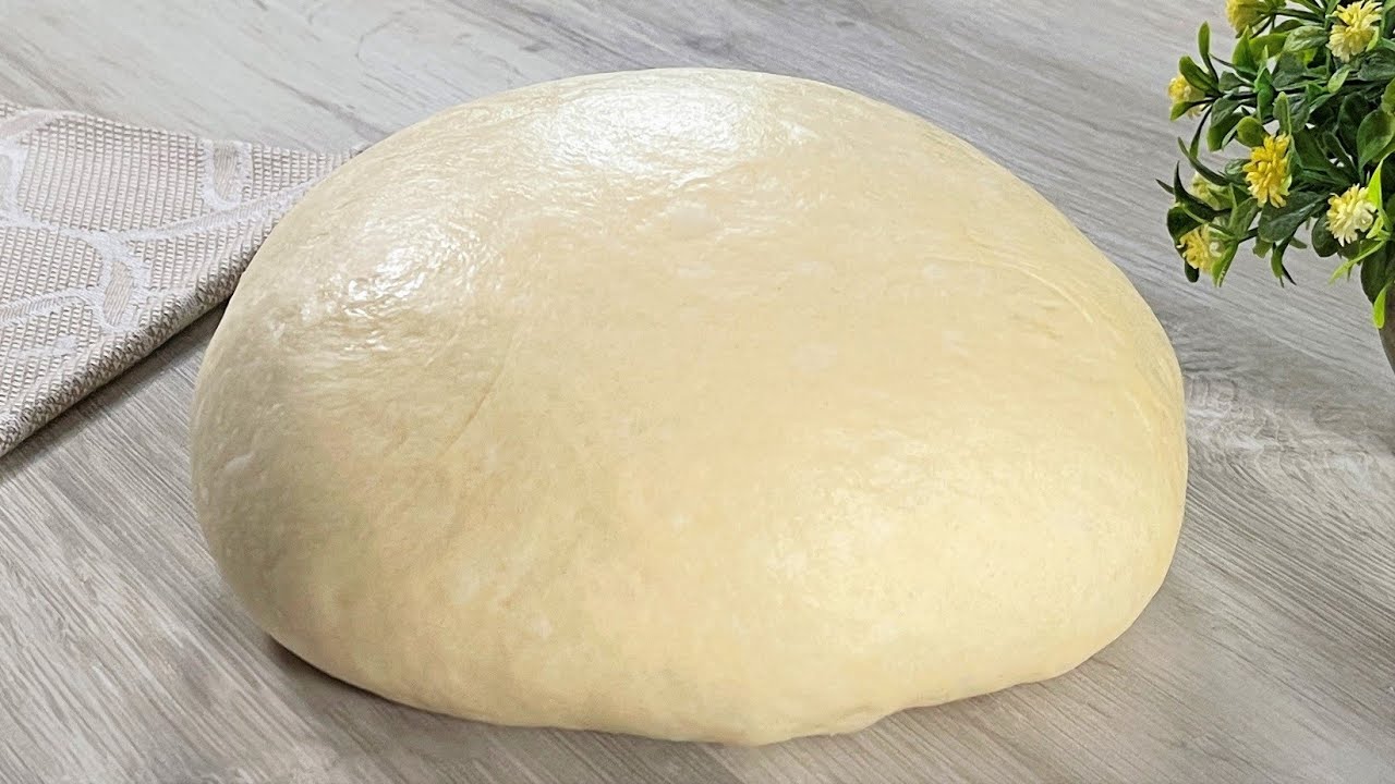 Просто добавьте в муку уксус (9%) и тесто станет как облачко! Меня свекровь научила.