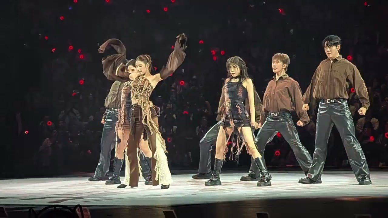 Twice Oakland Arena 01/18/26 - Sana Decaffeinated