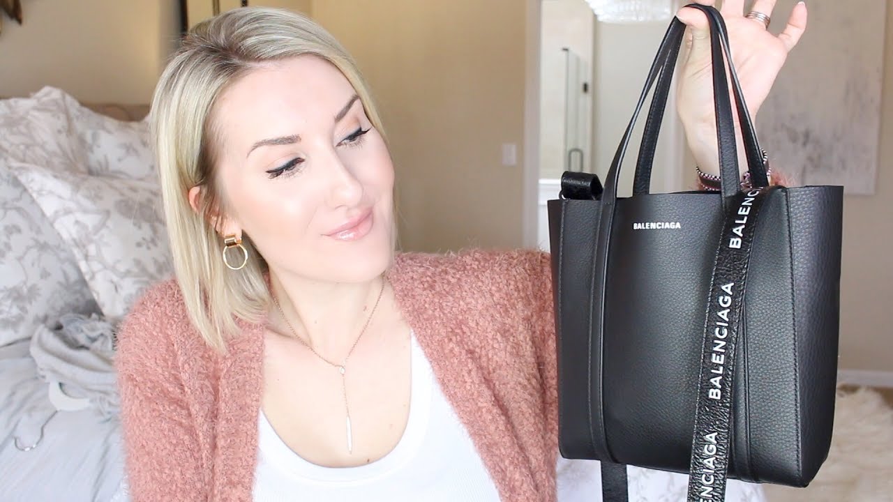 WHAT'S IN MY BAG? *New Balenciaga Edition* & coffee rant