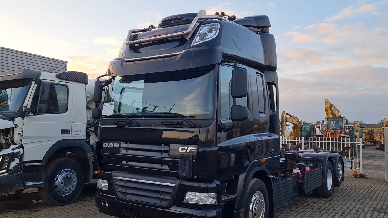 70156543 DAF CF