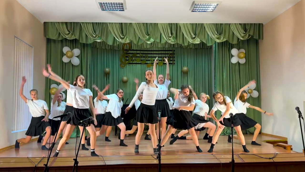 Хореографічний ансамбль «Lady Dance» — «Money, Money, Money» | Шепетівська музична школа