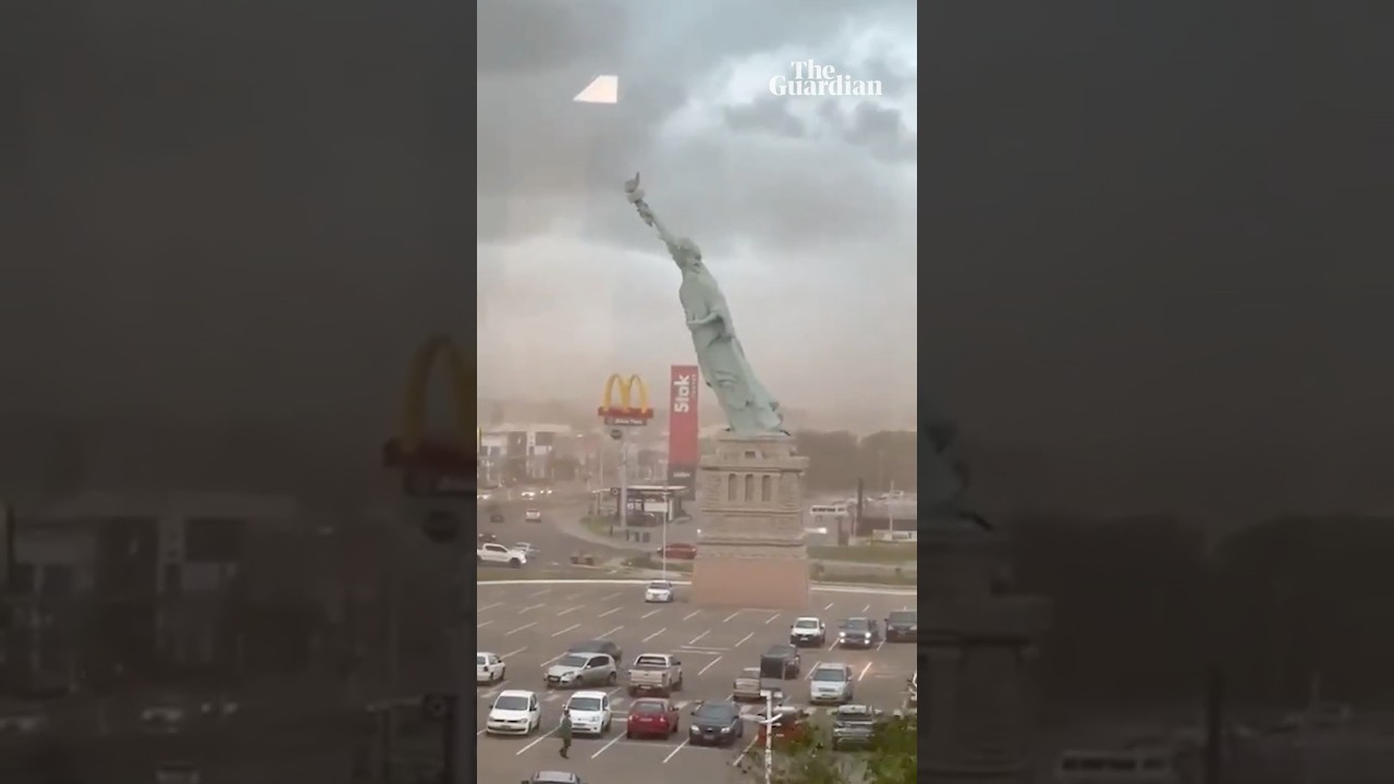 Moment Statue of Liberty replica collapses due to wind in Brazil