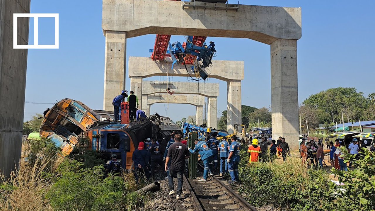 FULL EVENT: Crane collapse derails train in Thailand, killing at least 25