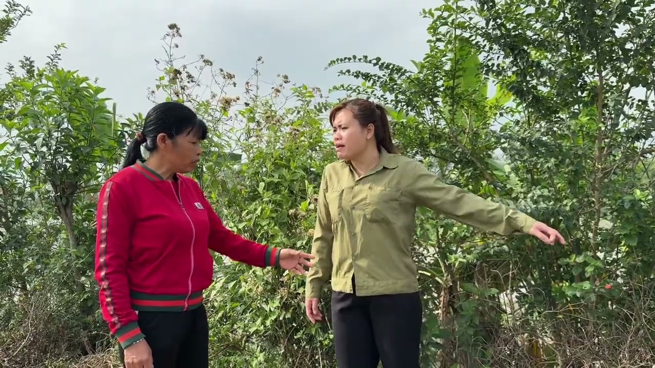 Tiến bất ngờ thấy mụ phương biết sau nghi con đi đòi tiền bà quế cho mình 