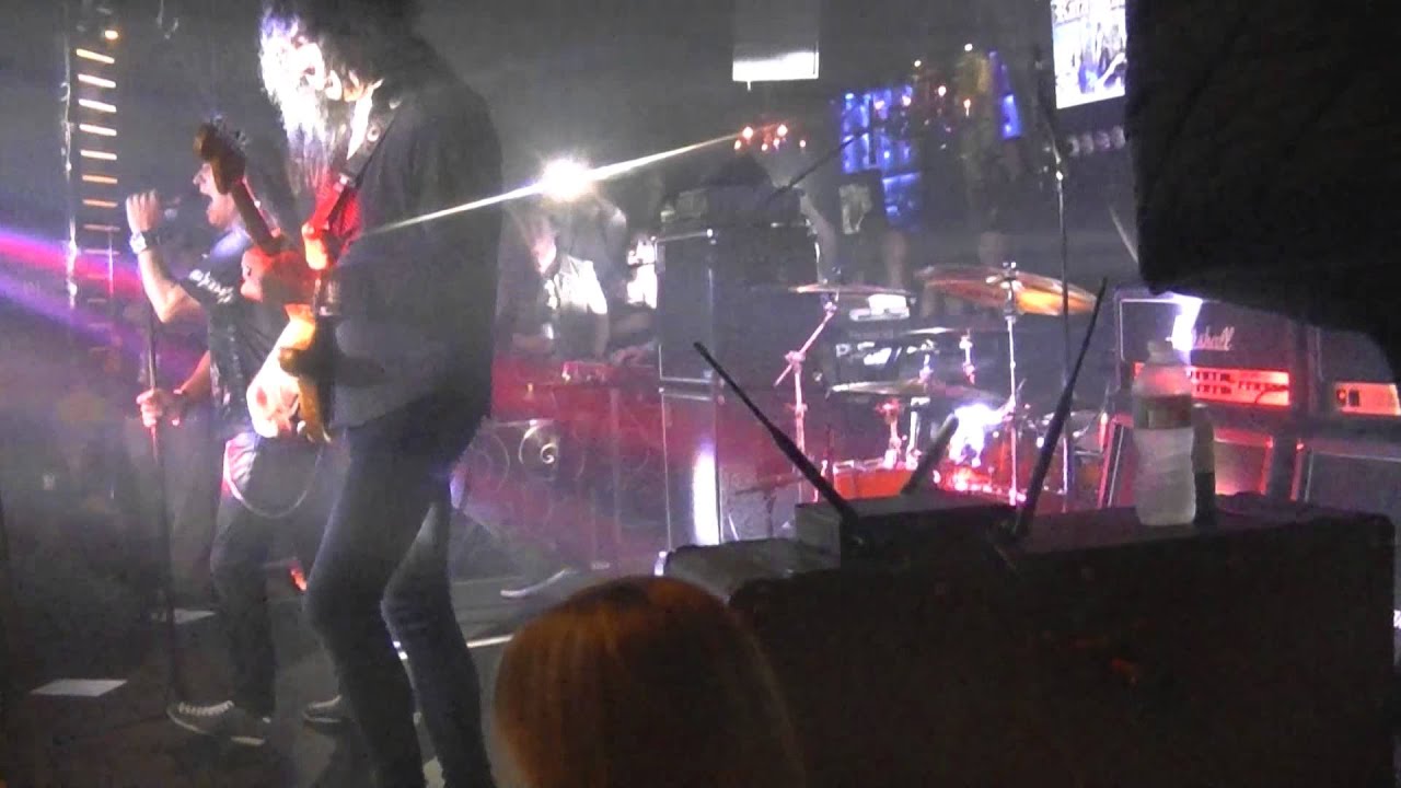 RATA BLANCA COCO BONGO2