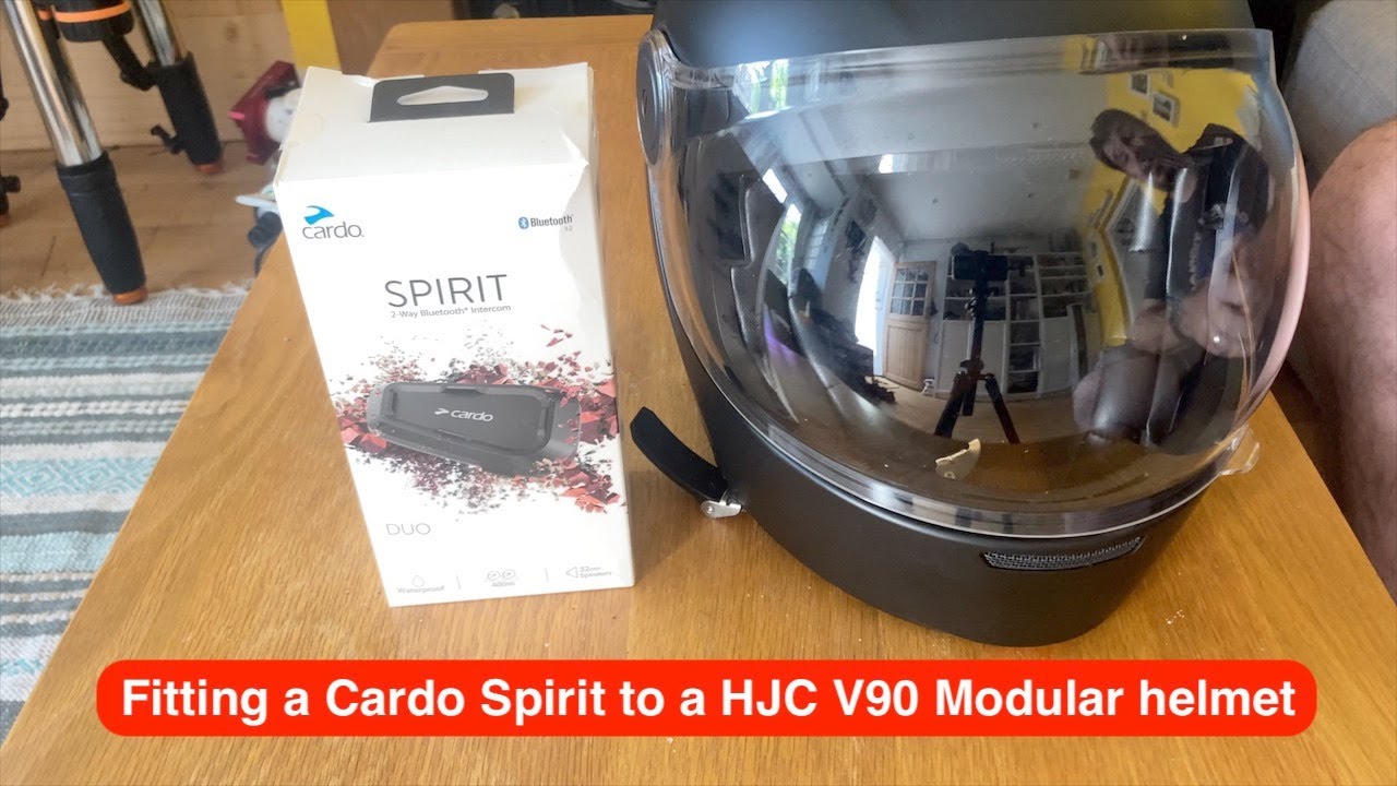 Установка Cardo Spirit на модульный шлем HJC V90