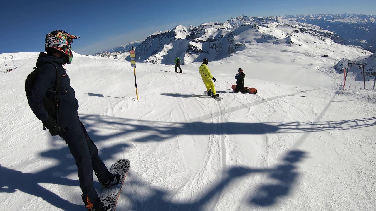 Laax Vorabgletscher Skilift und Piste 33 on windy conditions
