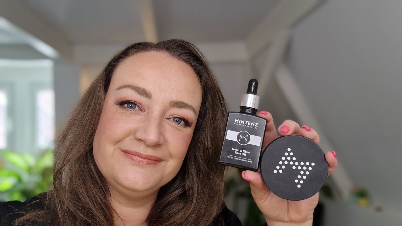 Tutorial | Mintenz foundation met Natural Glow Face Oil aanbrengen
