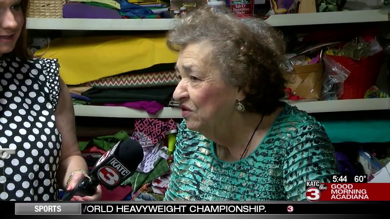 How traditional Mardi Gras costumes come together