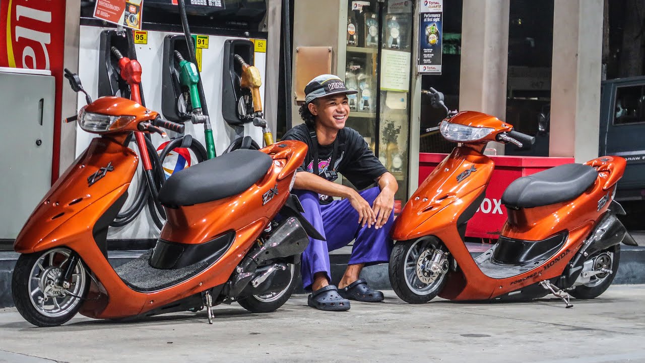 The DUO! Stance Honda Dio 3 