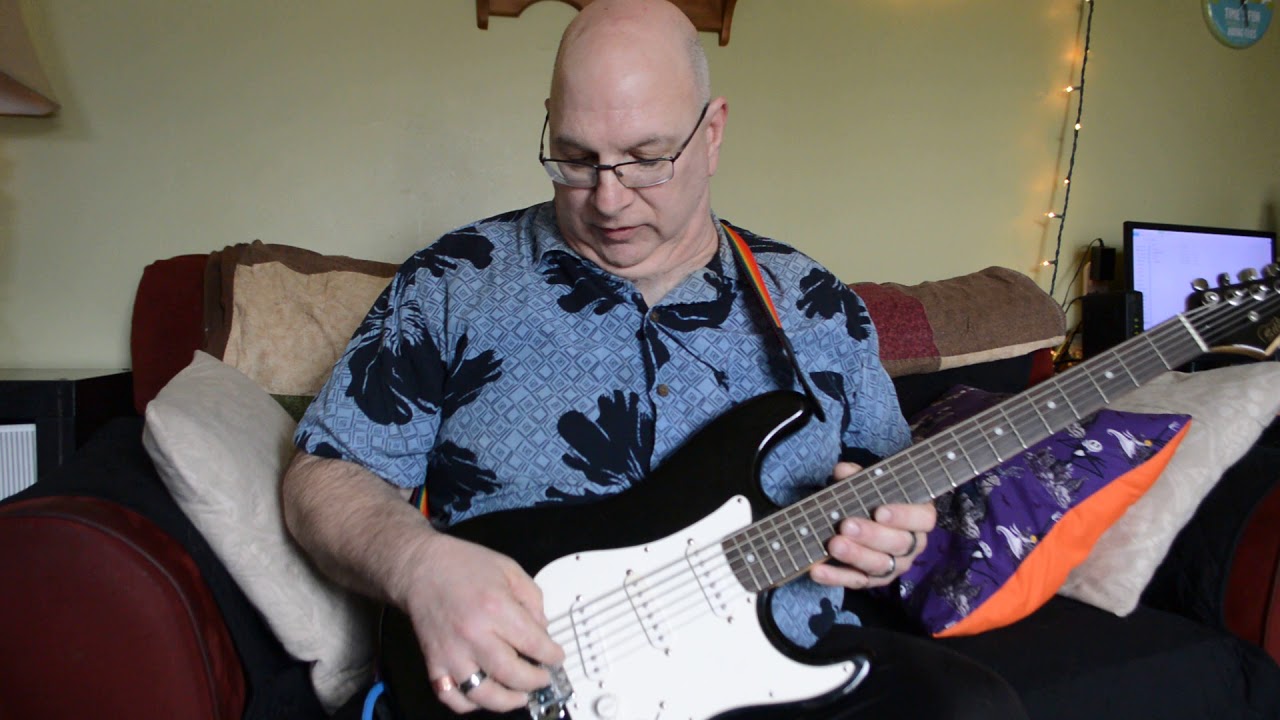 DIY Short Scale Bass VI