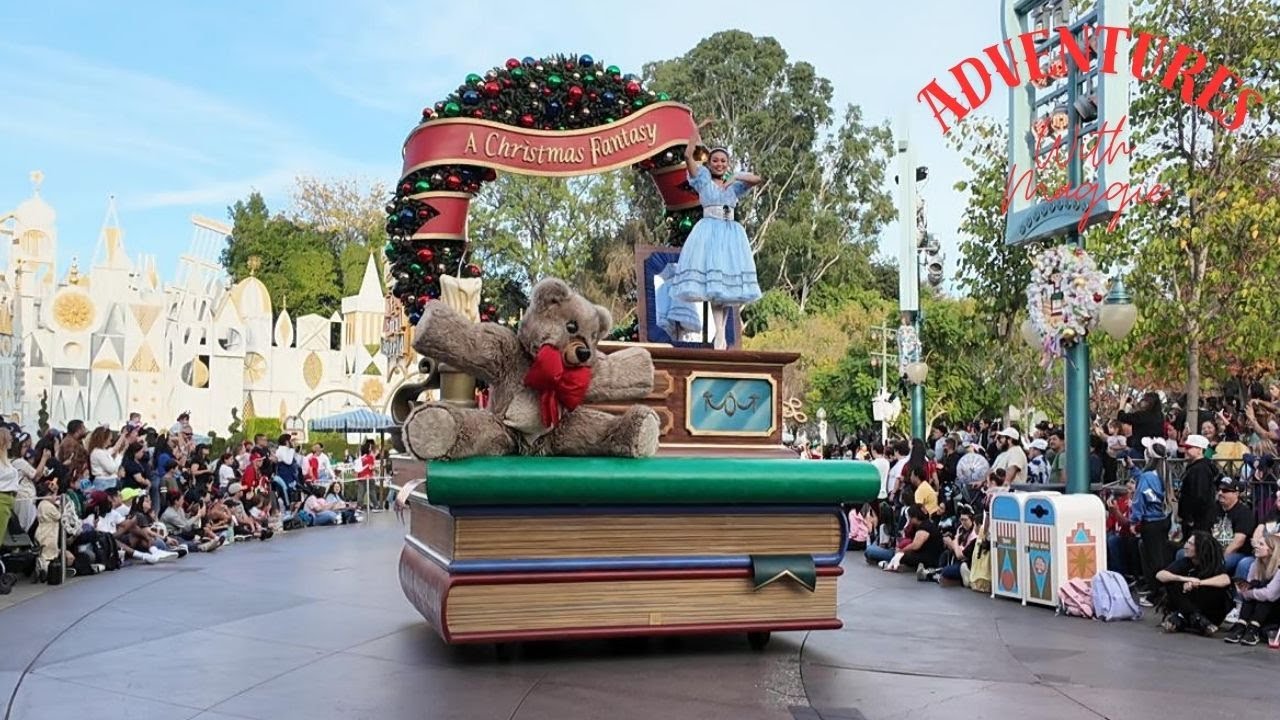 Disneyland's A Christmas Fantasy Parade - 4K POV December 2025 Vlog 