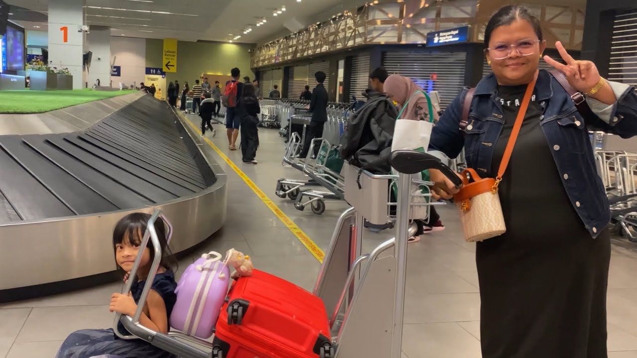 Part 48 - From SBW 🛫 to 🛬 KLIA1 (Jelajah Malaya) shopping at TRX