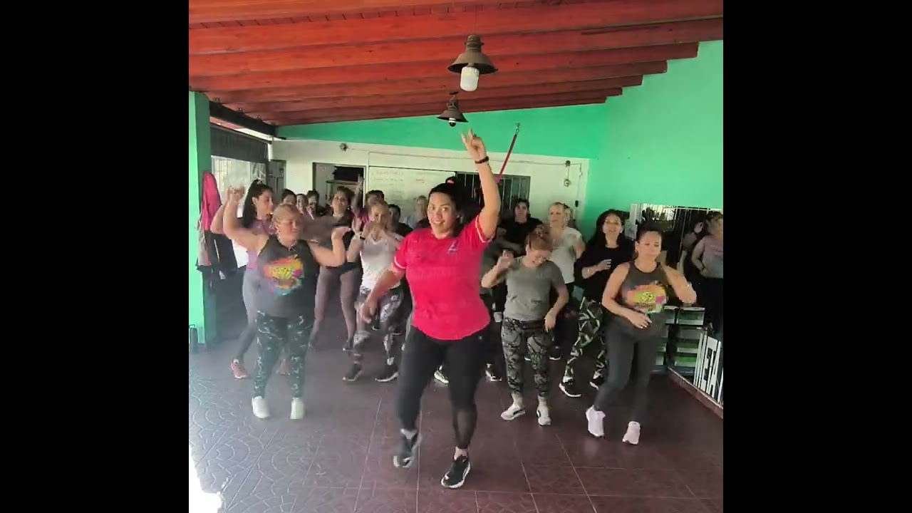 7 VIDAS- MARIA BECERRA /ZUMBA2025