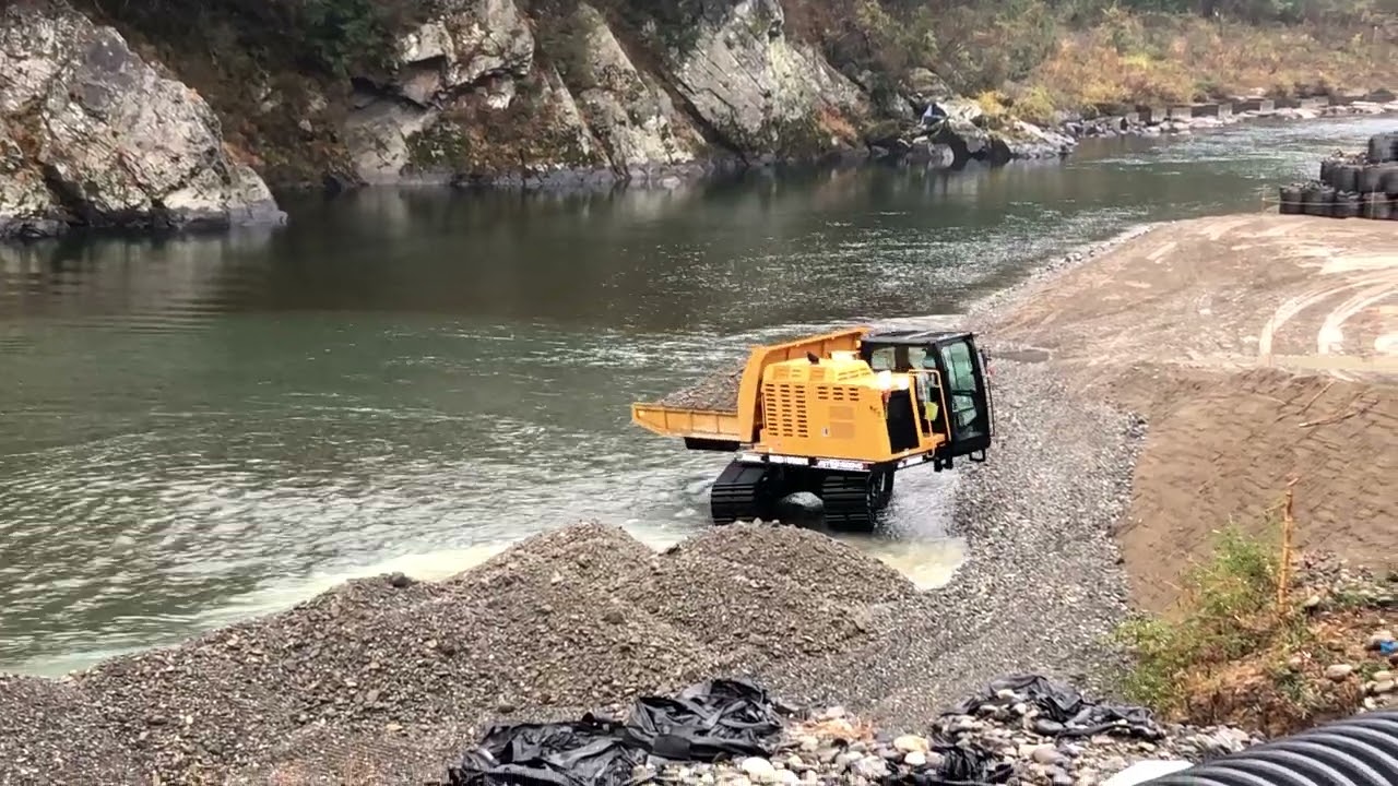 諸岡　不整地運搬車