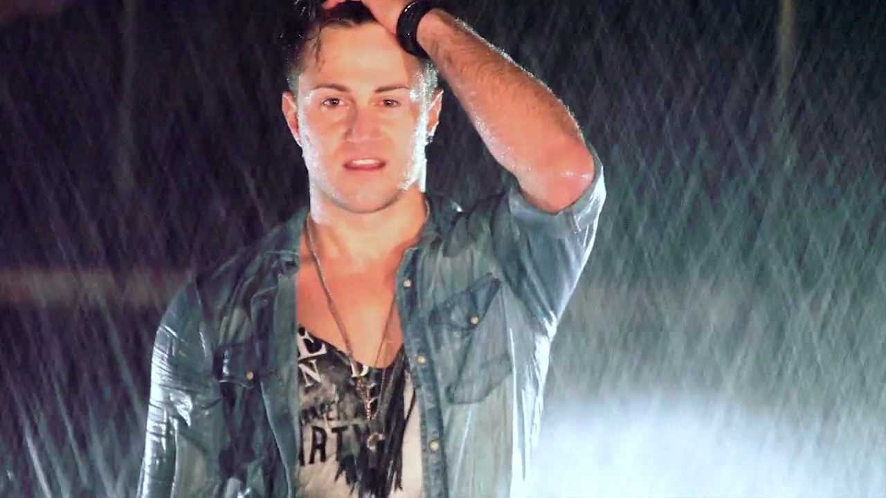 Just Dimi - Make me Sweat (offizielles Video)