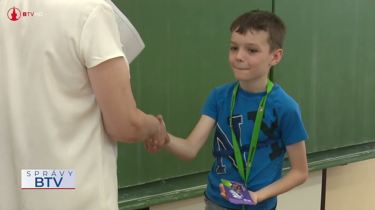 Školáci si prevzali vysvedčenia