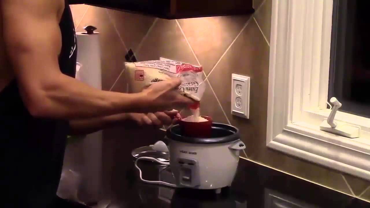 Ultimate 4,000 Calorie Clean Bulking Meal Plan: Prep and Pack