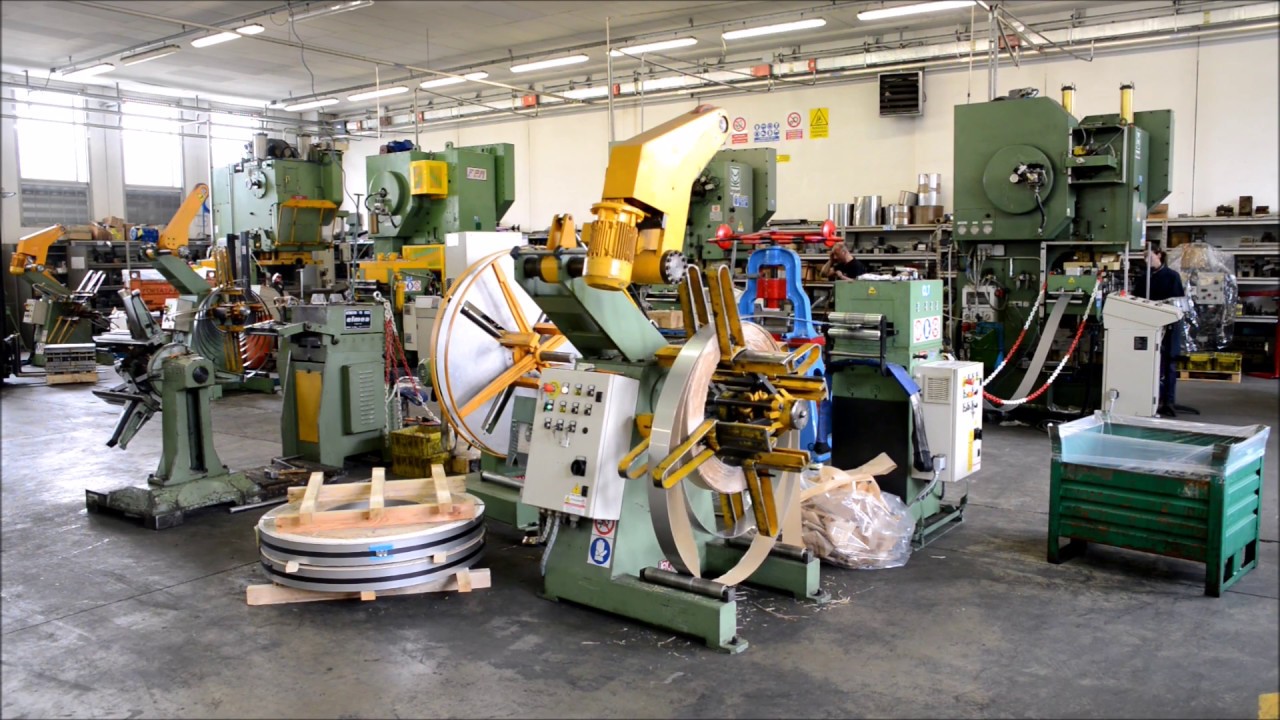 Presse per stampaggio particolari in metallo