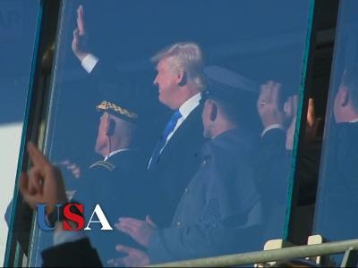 Raw: Trump Cheered at Army-Navy Game | USA Election News 2016