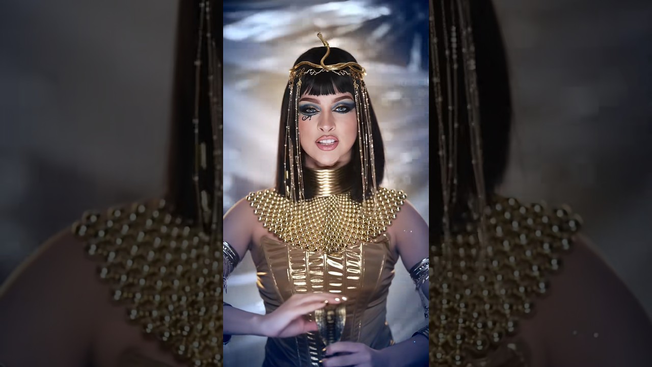👑 Mariana Zambrano - Cleopatra #Trend #Efendi #Cleopatra #Egypt