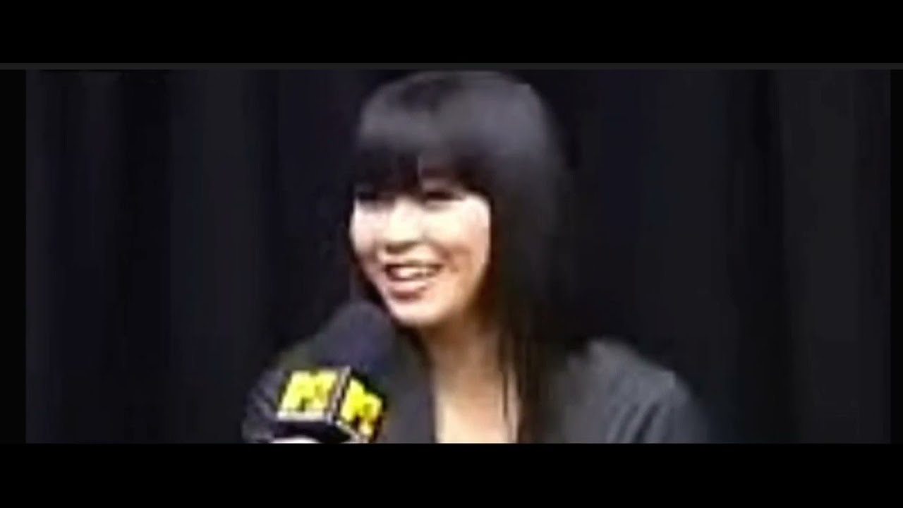 Interview with Hikaru Utada (宇多田 ヒカル) on MTV (2004)