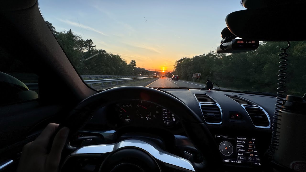 Base 981 Cayman 2.7 w/ 7speed PDK entering the highway