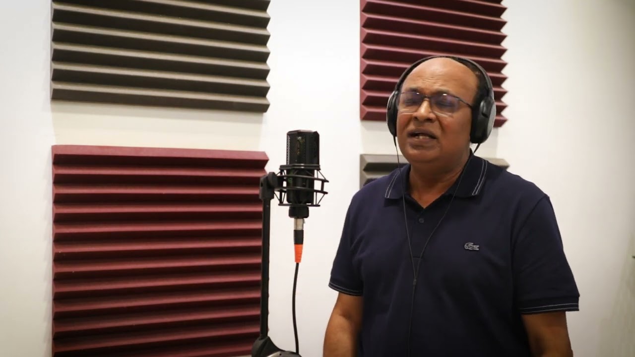 Pal pal dil ke pass tum rahti ho from Film ' Blackmail' ( Kishore Kumar)/ Anurag Jaiswal 