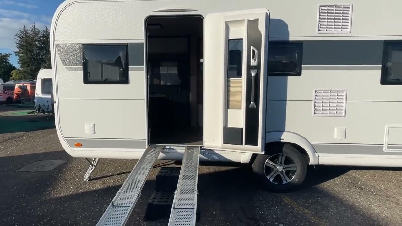 Wohnwagen barrierefrei - Hobby Maxia 585 UL-R für RollstuhlfahrerInnen von Brecht Caravan