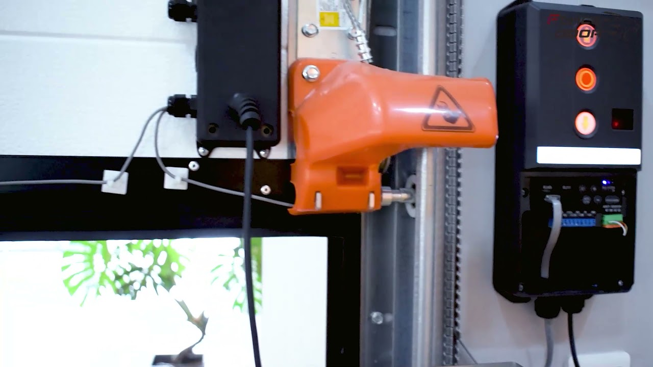 Installation and use of optical edge sensors