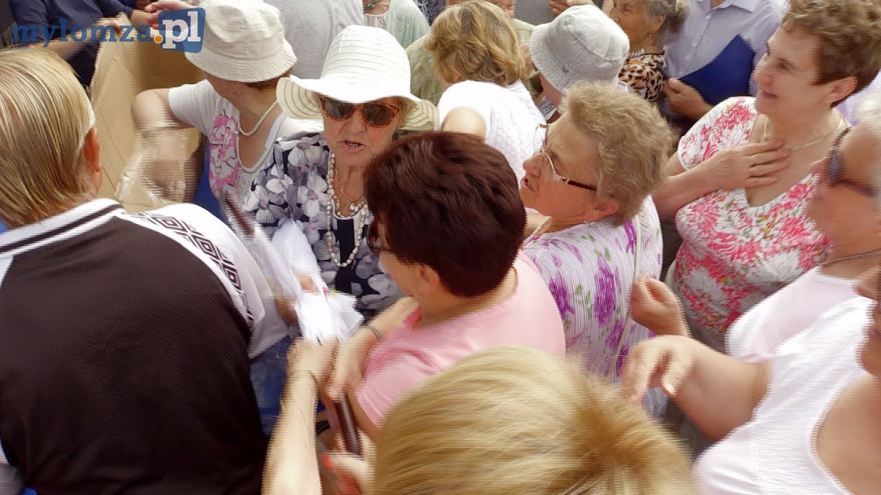 Walka senior&oacute;w o darmowe parasole | Łomża