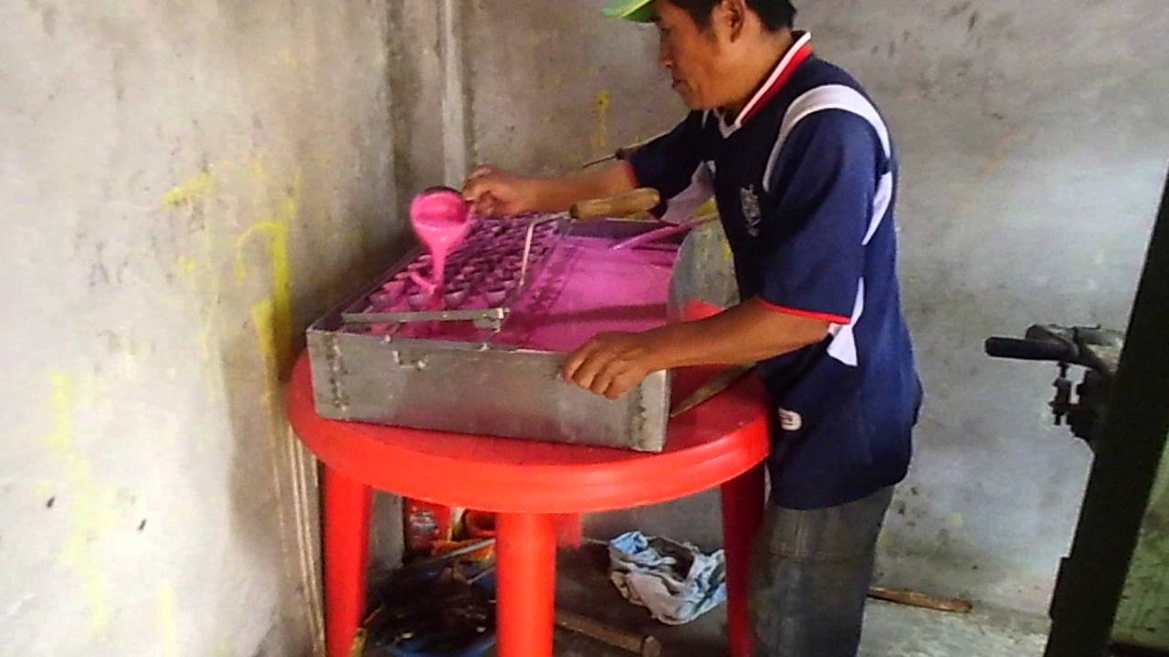 Maquina de conos de helados