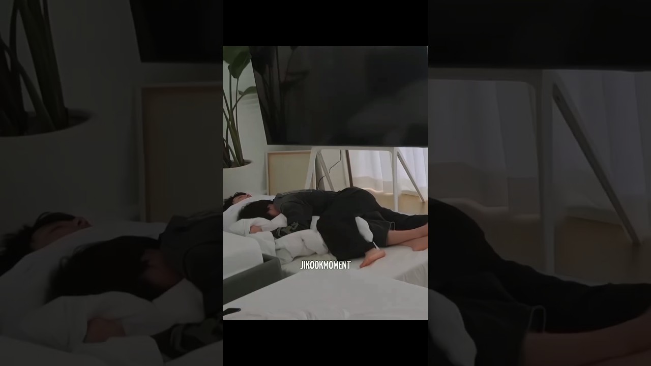 Jikook cuddling ❤ #love #Jikook #jimin #bts #jungkook #jikooklovers #btsarmy #cuddling #minkook