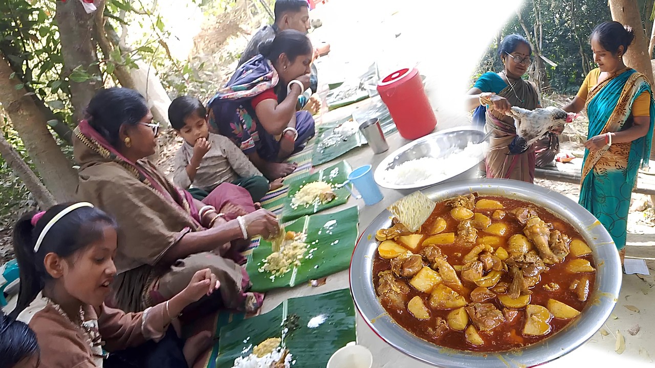 কুঁড়ে ঘরে বসে মাটির চুলায় দেশী মুরগির ঝাল রান্না | Village Style Desi Chicken Curry
