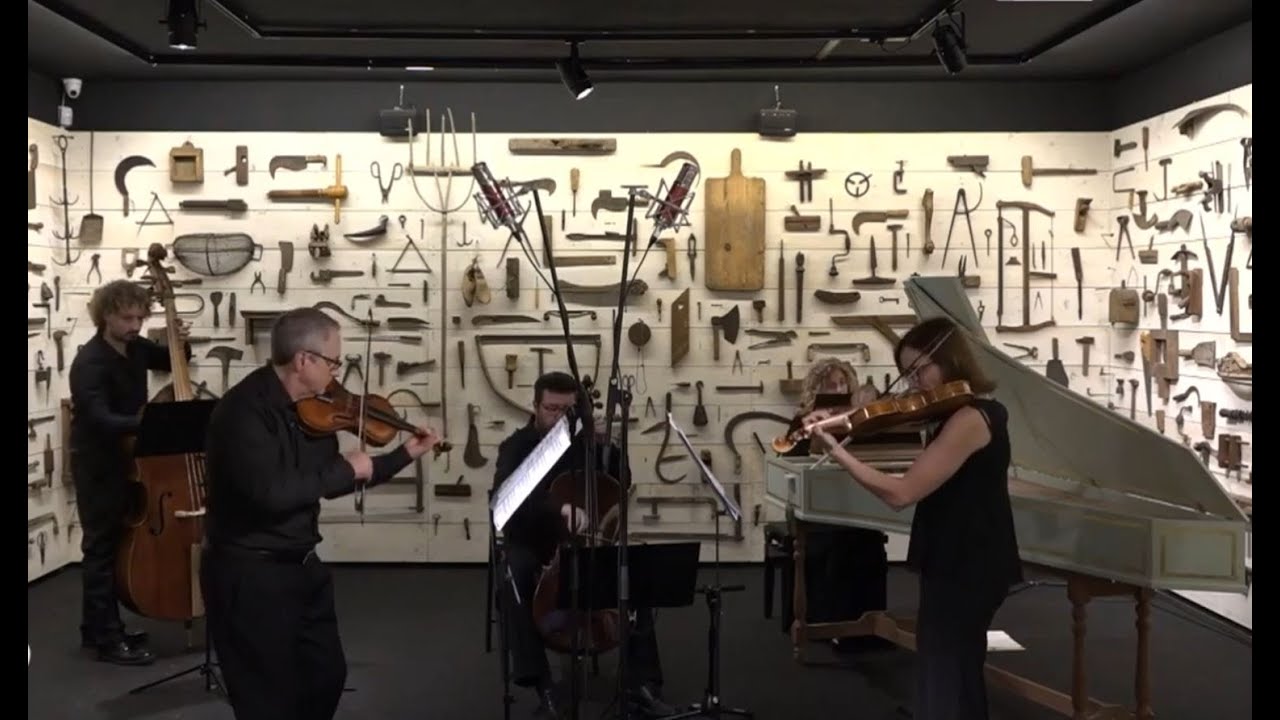 NICCOLÒ JOMMELLI: Sinfonia in re minore - III Adagio - L'Archicembalo
