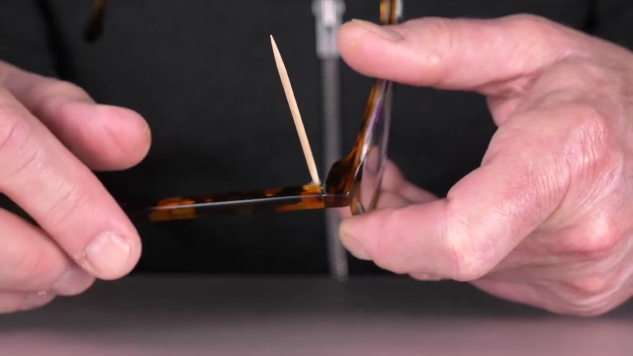Comment réparer une branche de lunette ?