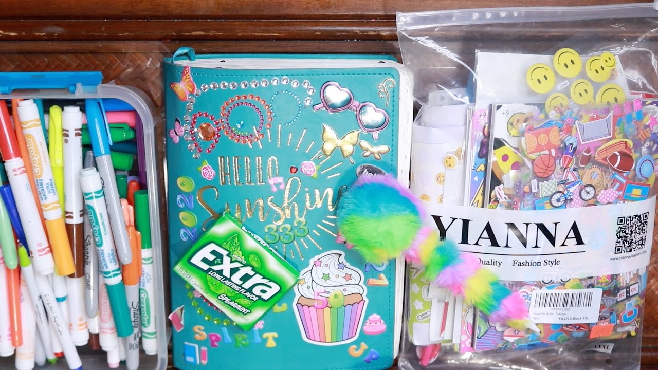 RAINY DAY JOURNALING ASMR CHEWING EXTRA GUM