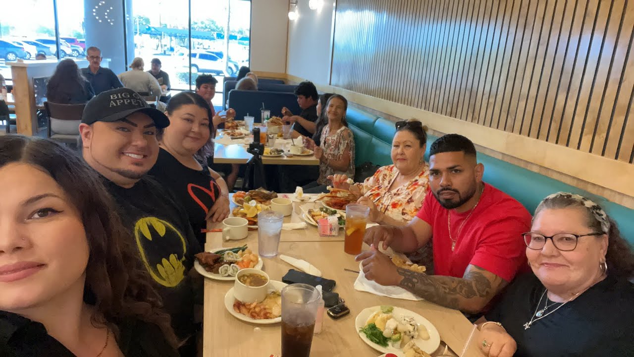 Dinner with my Family💜 TY Silvia & John 🙏🏼👍🏼