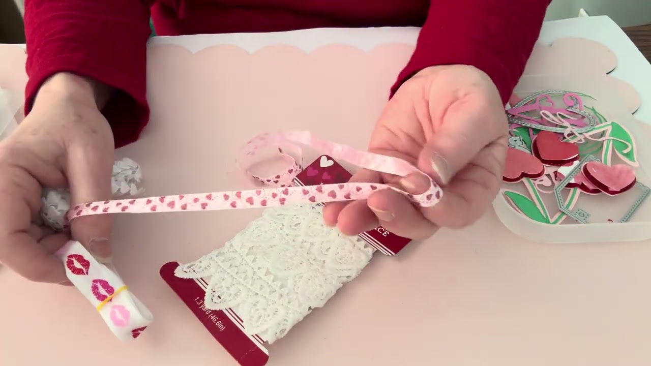 Valentine Pocket Letter Swap hosted by @craftingtocope & @Coopsplacecrafts  #papercrafts 