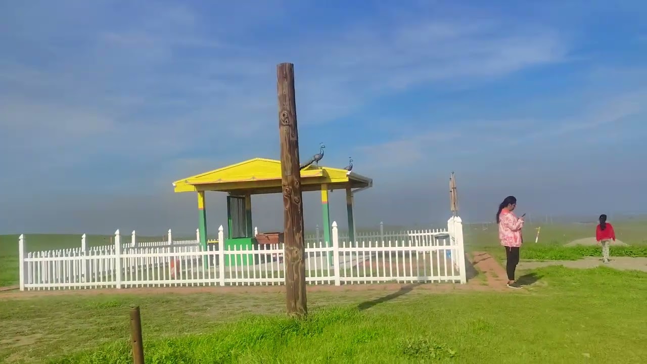 Mountain house Hindu temple 