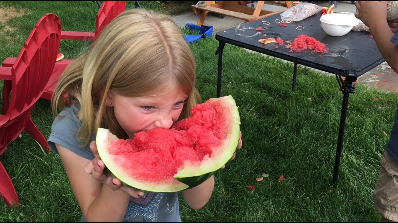 Exploding Watermelon Challenge with Rubberbands!!!