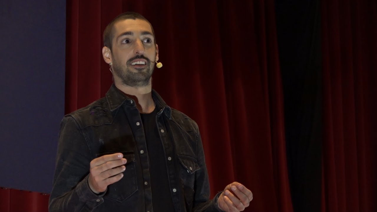 Sonría, lo estamos filmando | Gastón Massa | TEDxUTNCórdoba